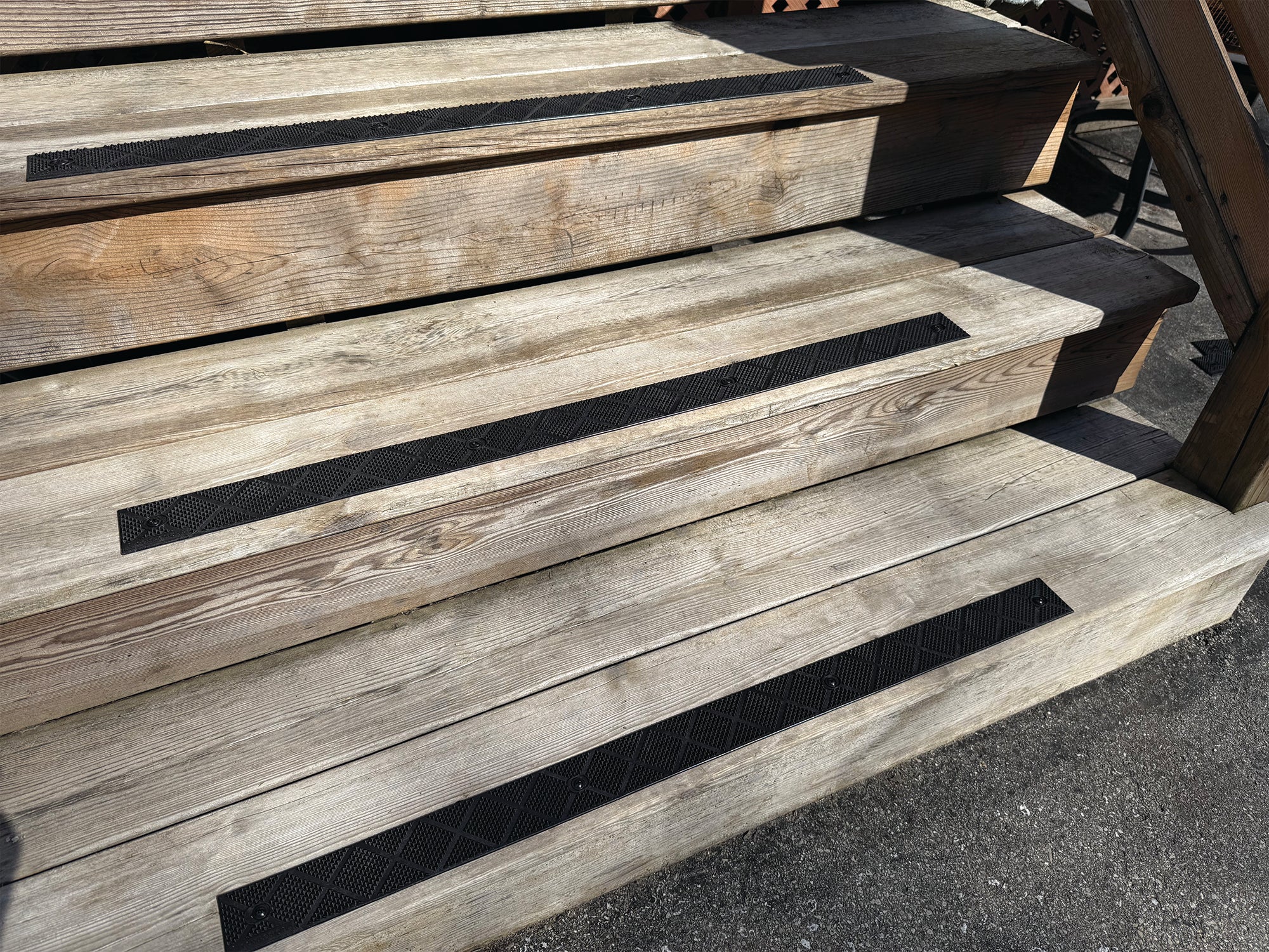 ComposiGrip Outdoor Non slip stair strips